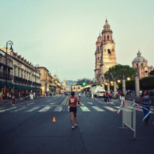 Endurance Rush - Advanced Core 16 Weeks Stay Fit Marathon Running Plan